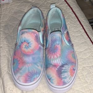 Vans slip on